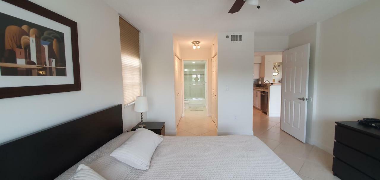 Апартаменты Yacht Club Aventura 2Br + 2Ba Майами Экстерьер фото