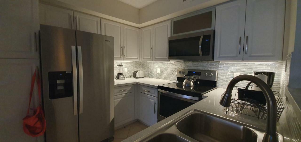 Апартаменты Yacht Club Aventura 2Br + 2Ba Майами Экстерьер фото