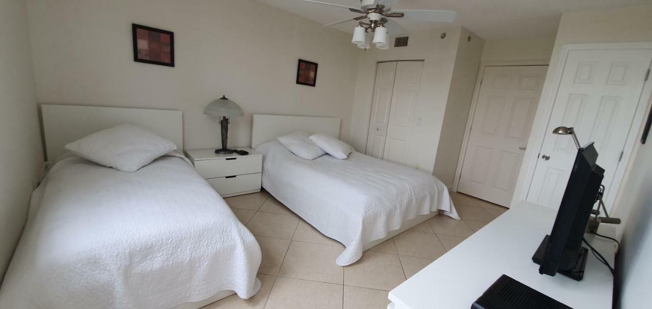 Апартаменты Yacht Club Aventura 2Br + 2Ba Майами Экстерьер фото